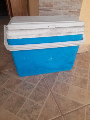 Vendo Caixa Térmica