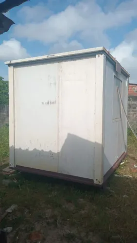 Trailer container