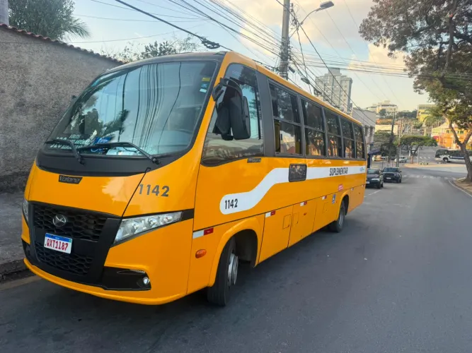 Vendo micro-ônibus MARCOPOLO/VOLARE DW9 ON