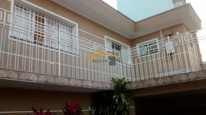 Casa para venda ou locação de 3 quartos, 2 suítes, 1 sala e 3 vagas na Vila Campesina, Osa
