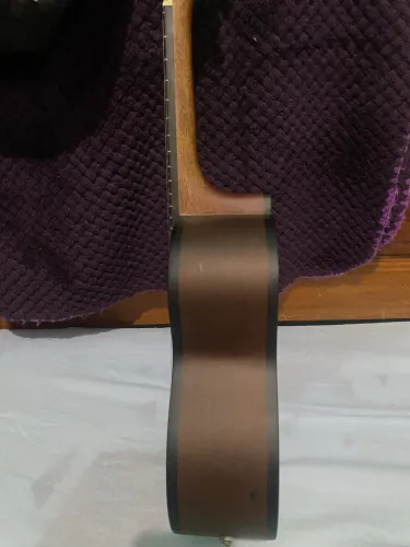 Cavaquinho Rozini VT por Charango