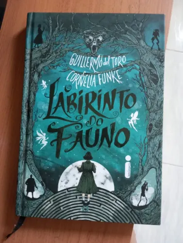 Livro o labirinto do fauno