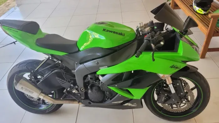 Kawazaki ZX-6 2010