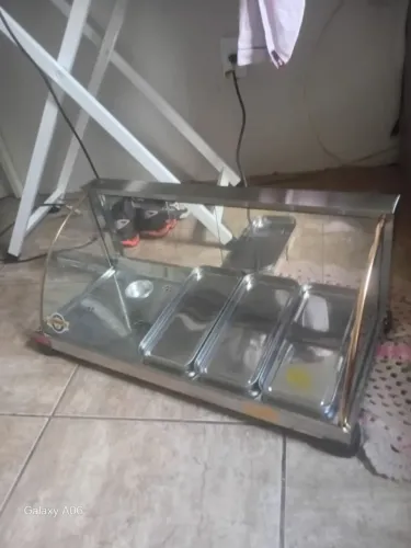 Vendo estufa de salgados nova na caixa