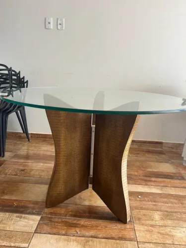 Mesa Redonda 110cm com Tampo de Vidro 15mm - 4 Lugares - Super Conservada