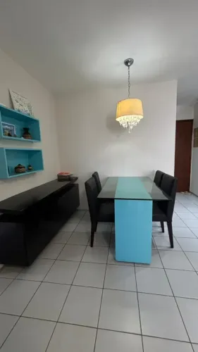 Aluga-se apartamento de 3 quartos (1 suite) na Ponta Verde