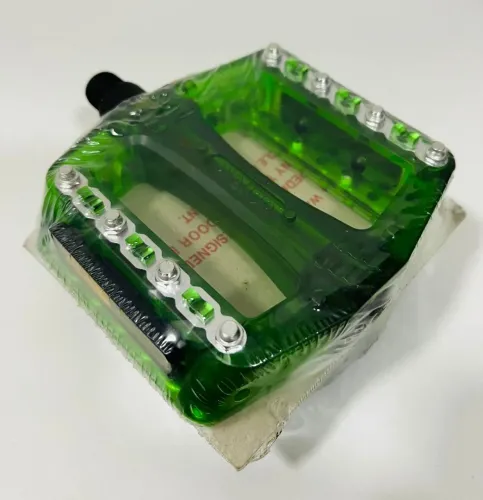 (PATYNETY) - Pedal antigo Wellgo Acrílico Verde NOVO