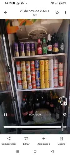 Vendo freezer expositor funcionando perfeitamente. Não entrego