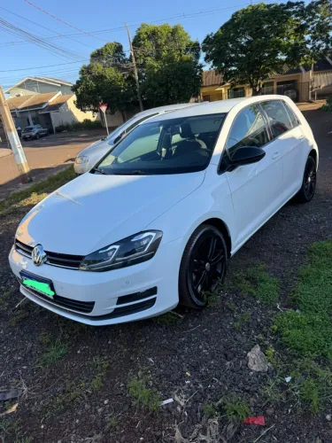 Volkswagen Golf Highline 1.4 TSI 140cv Mec. 2014