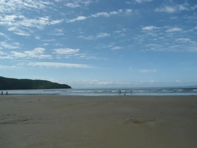 Casa praia indaia bertioga