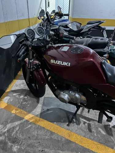 Suzuki gs500e - moto forte