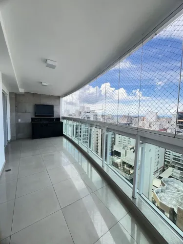 Apartamento 4 quartos, andar alto, sol da manhã - Na Aleixo Netto/Praia do Canto