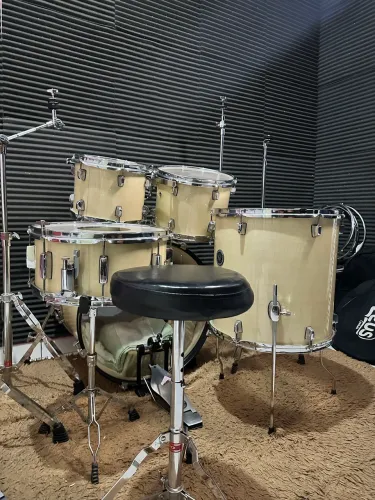 Bateria Nagano Garage