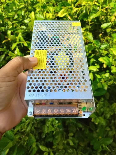 Fonte chaveada bivolt 12V-15A novo