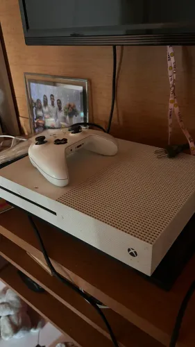 Xbox One S 1000GB