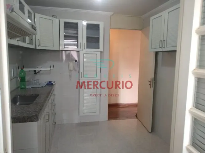 Apartamento com 58 m² e 2 quartos em Parque Residencial das Camélias, Bauru - SP