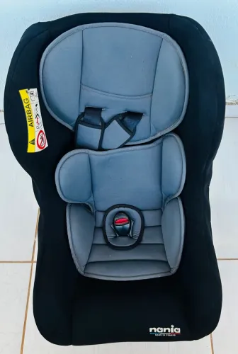 Vendo esse bebê conforto