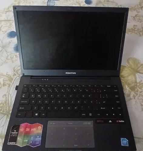 Vendo notebook positivo