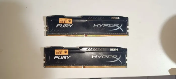 Memória RAM ddr4 4 8gb(2x4gb)