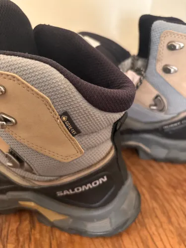 Bota Salomon Trilha 37