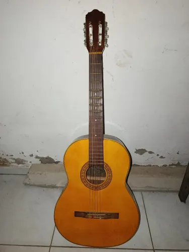 Venda de Violão ?