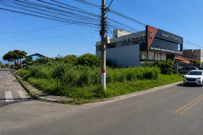 Terreno comercial próximo a prefeitura na Rua Van Lerbergue.