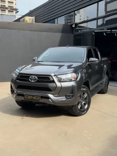 Toyota Hilux CD SR 4X4 2.8 TDI Diesel Aut. 2024