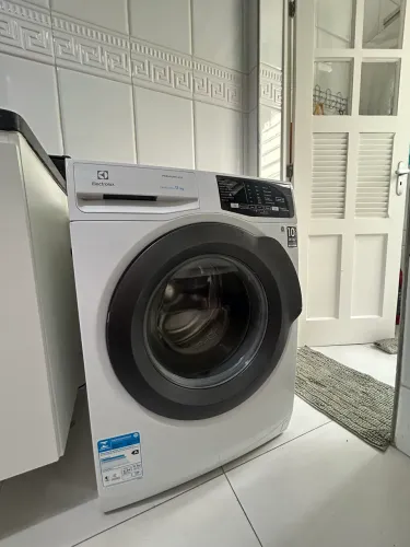Máquina de lavar 11kg Electrolux Premiun Care