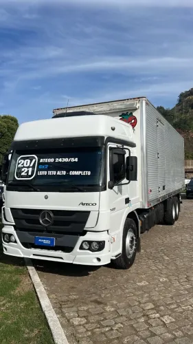 ATEGO 2430 2020/2021 TETO ALTO COMPLETO UNICO DONO 2426,24280,3030