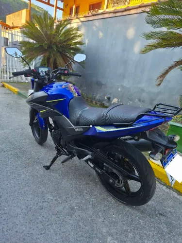 Yamaha Fazer 250 2017 em meu nome - perfeita condições 