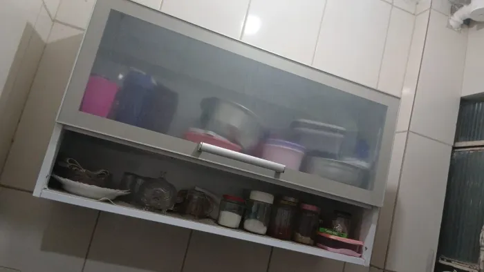 Armário de parede 