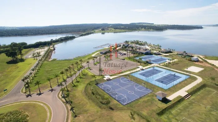 Iate Clube - Terreno de 450m2