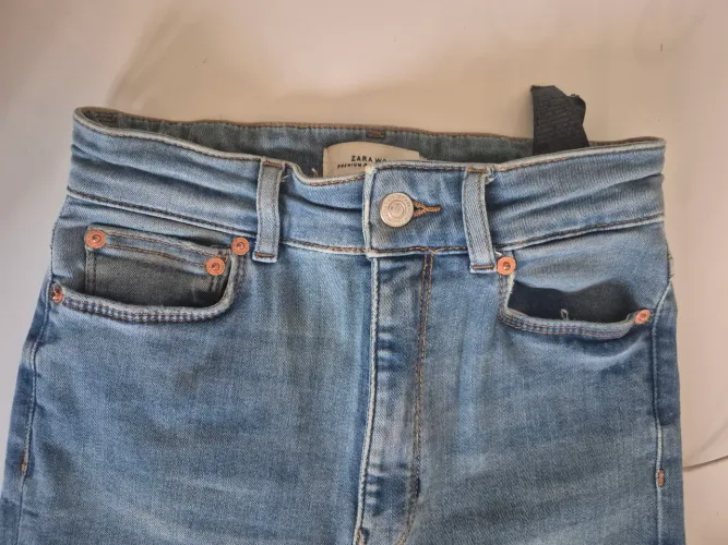 Calça skinny Zara 34