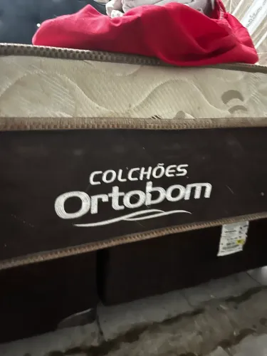 Cama de casal sleep King mola ensacada 