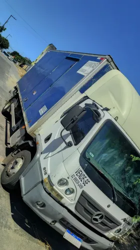 Vando Accelo 2014 baú de 6.20 metros, pronto pra trabalhar
