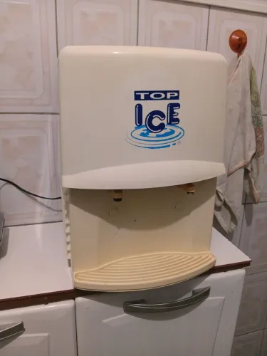 Bebedoudo 220v de compressor água gelada