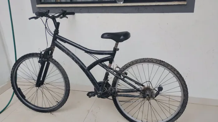 Vendo Bicicleta 80$ HOJE