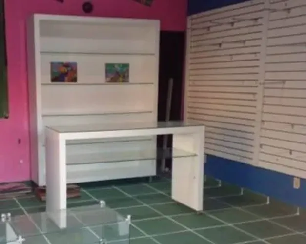 Móveis para comércio