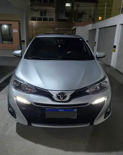 Toyota Yaris XLS Connect 1.5 Flex 16V 5P AUT 2022