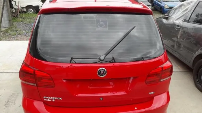 Lanterna esquerda da tampa porta-malas VW SpaceFox 2016 Original