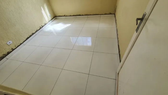 Pedreiro, qualificado, com, experiencia,, chame pelo whatsapp *38