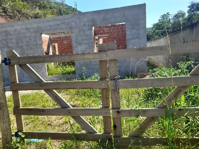 Imóvel em xerém