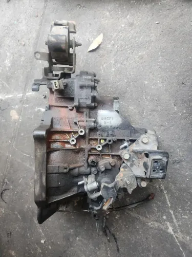 Caixa de marcha  manual cerato 6 marcha 1.6 2009 2010 2011 2012