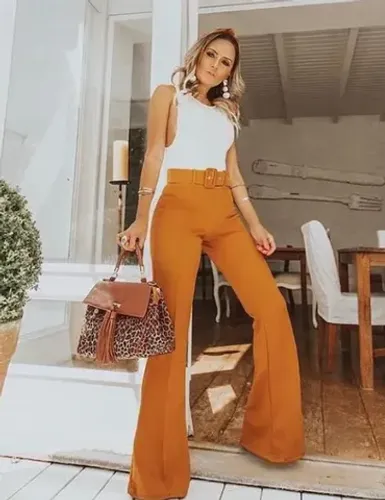 Calça flare Caramelo cós alto 