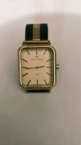 Relógio Technos Dourado com Pulseira de Aço Inoxidável