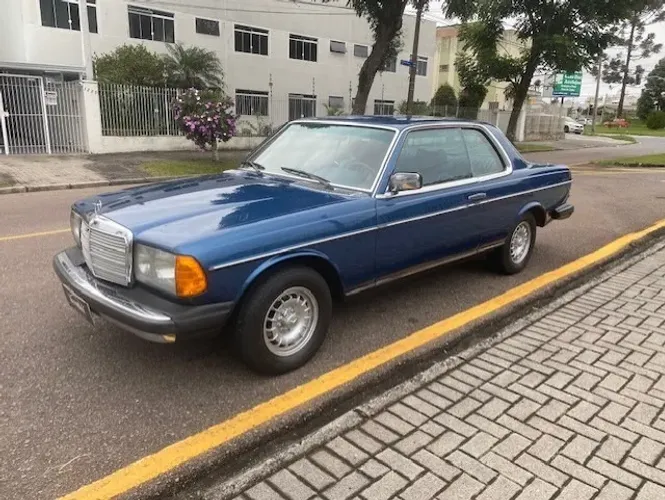 Mercedes Benz 280 CE 1979 completa ar e dh, teto solar