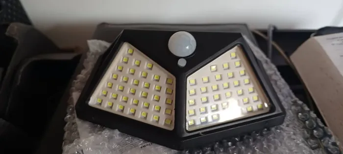 Luminária solar em qualquer área