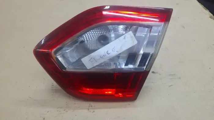 Lanterna Direita Tampa Traseira Fluence