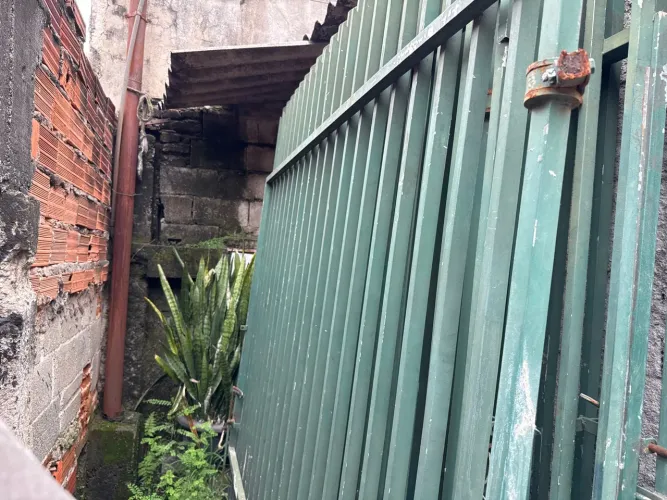 Portão de Ferro Verde para garagem chácara condomínio 
