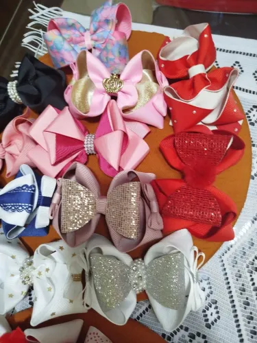Laços e tiaras 